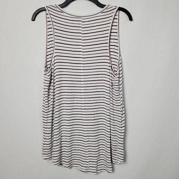 Maurices Large White Stripe Sleeveless Top - Picture 5 of 9
